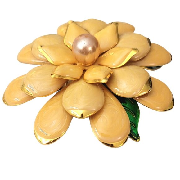 Joan Rivers Gold Tone Peach, Green Enamel Faux Pearl Flower Brooch, Signed M55 - Picture 5 of 10